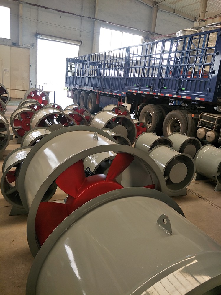 亞太風(fēng)機(jī)車間